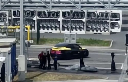 新款Model Y伪装实车现身柏林超级工厂，引发市场期待